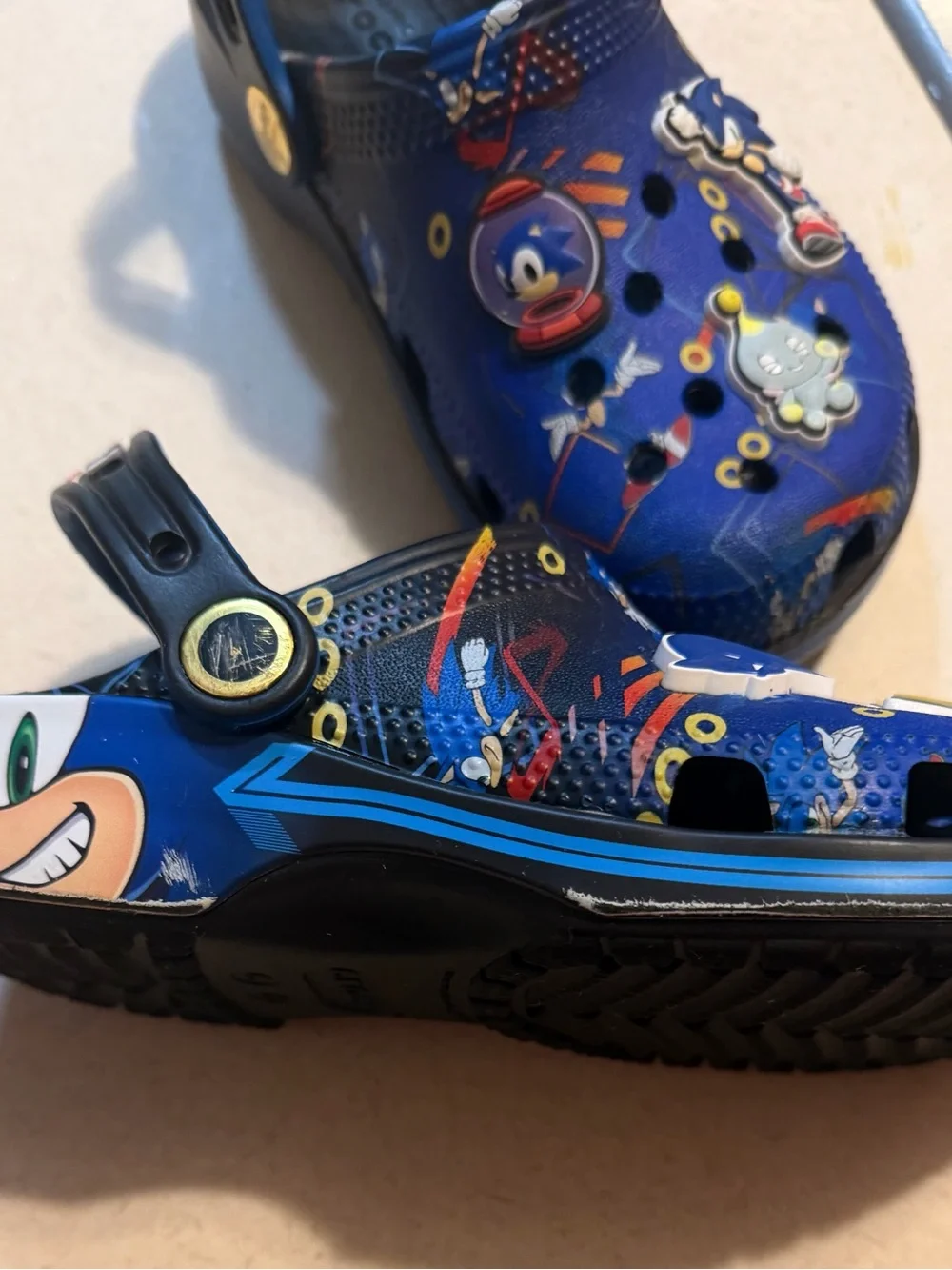 CROCS playful sonic